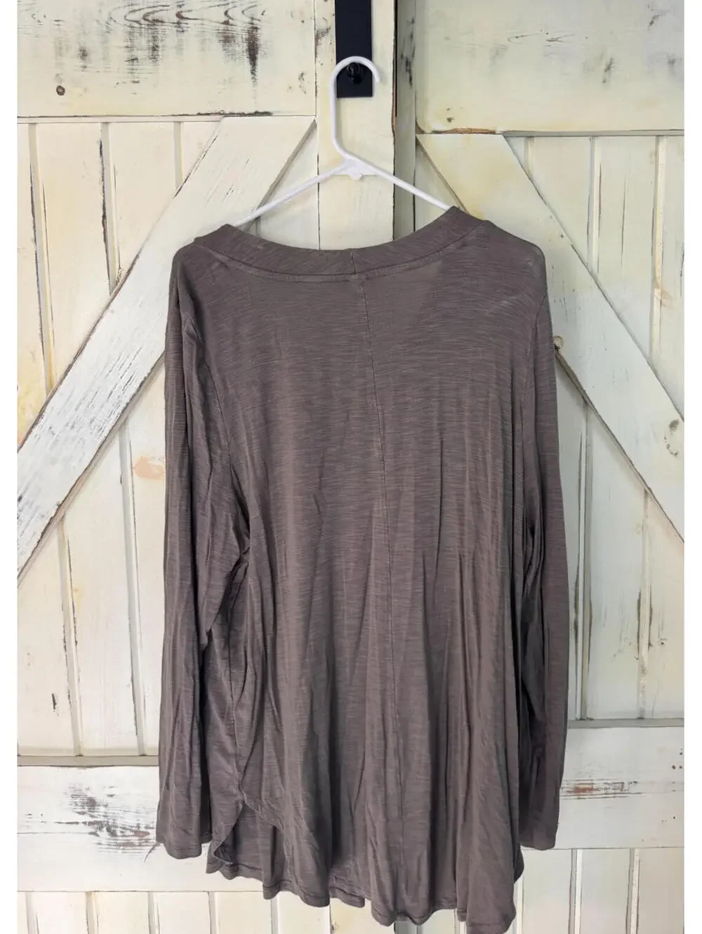 Old Navy Luxe Women V Neck Long Sleeve Top XXL Taupe Soft Stretch Casual - Picture 5 of 5